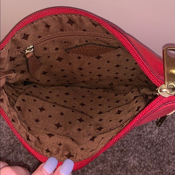 Red Fossil Purse - Picture 6 of 7